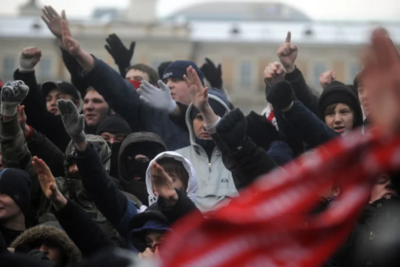 ​Антиправительственные протесты в Албании вывели на улицы десятки тысяч