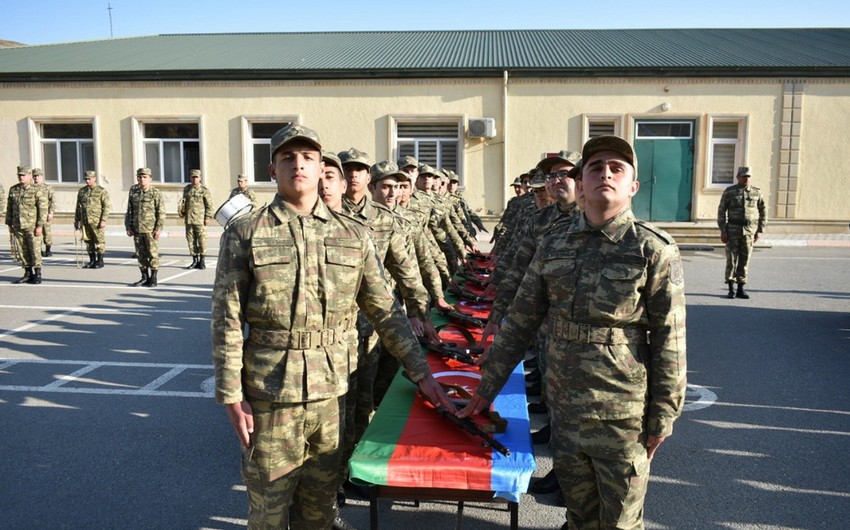 Prezident hərbi xidmətə növbəti çağırışla bağlı sərəncam imzalayıb