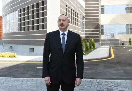 Prezident İlham Əliyev Bakı Ali Neft Məktəbinin kampusunun açılışında iştirak edib - YENİLƏNİB