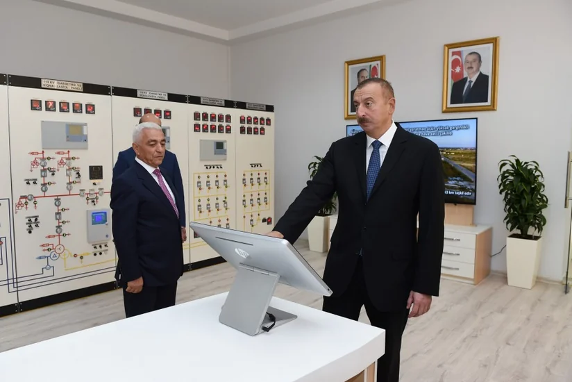 Azərbaycan Prezident “Neftçala” yarımstansiyasının açılışını edib