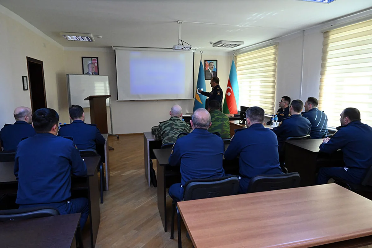 Tajik delegation visits Azerbaijan Air Force