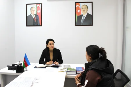 Ombudsman vətəndaşları qəbul edib