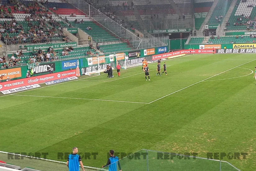 Neftçinin futbolçusu Rapidlə oyunda zədələnib