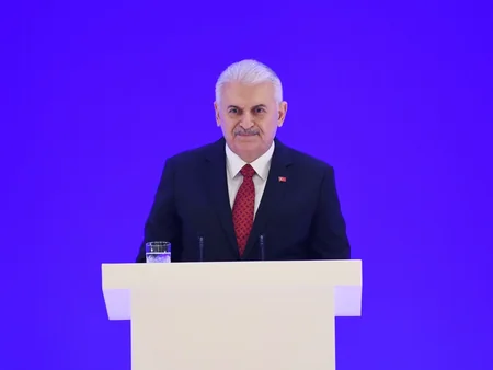 Mehriban Əliyeva Nizami Gəncəvi Beynəlxalq Mərkəzinin qızıl medalı ilə təltif edilib - YENİLƏNİB-2