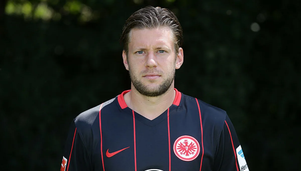 Almaniya klubunun futbolçusunda xərçəng xəstəliyi aşkarlanıb