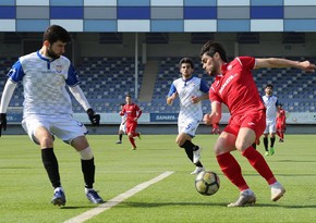 Keşlə Yunanovu transfer edir, Zirədən ayrılan hücumçu isə baxışdadır