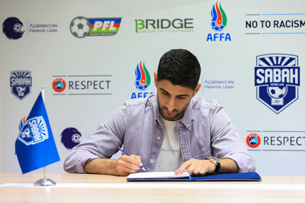 Sabah klubu futbolçusu ilə müqavilənin müddətini uzadıb