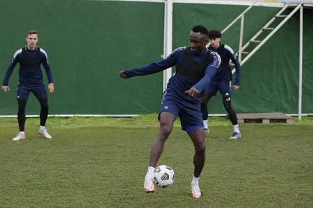 Qarabağ yeni ildə ilk məşqinə itkilərlə çıxıb