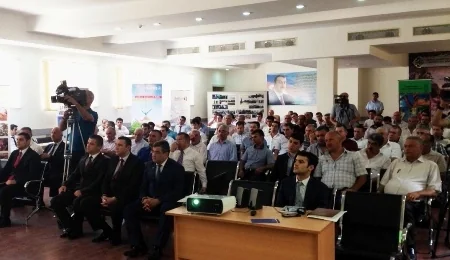 ​Binəqədi rayonunda sahibkarlığın güzəştli kreditləşdirilməsi məsələlərinə dair forum keçirilib