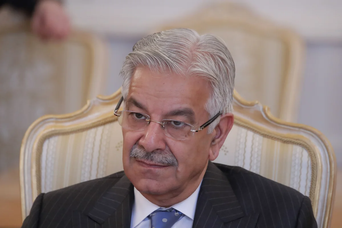 Pakistani defense minister says military incursion by India is imminent