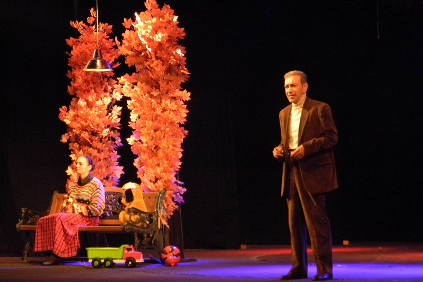 Azərbaycan Dövlət Rus Dram Teatrı Tbilisidə tamaşa nümayiş etdirib - FOTO