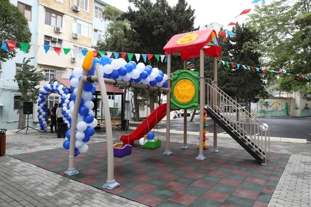 Bakıda növbəti abad həyət istifadəyə verilib