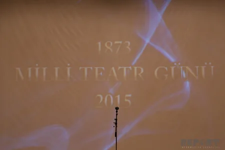 Milli Teatr Günündə Zirvə mükafatının təqdimat mərasimi keçirilib