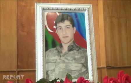 Aprel döyüşlərində şəhid olan gizirin medalı ailəsinə təqdim olunub - FOTO