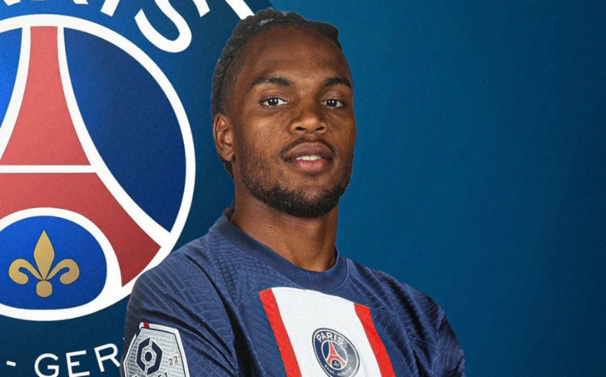 «ПСЖ» объявил о подписании Ренату Санчеша