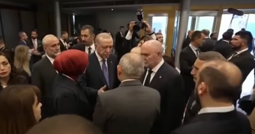 Erdogan, Pashinyan hold brief conversation in Tirana