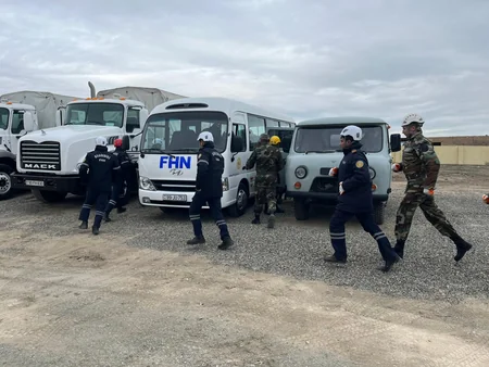 FHN-in Xüsusi Riskli Xilasetmə Xidmətində komanda-qərargah təlimi keçirilib