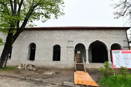 President and First Lady view restoration work to be carried out by Heydar Aliyev Foundation in Shusha