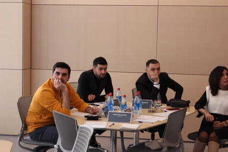 “Rəqəmsal jurnalistika” təlimlərinə başlanılıb