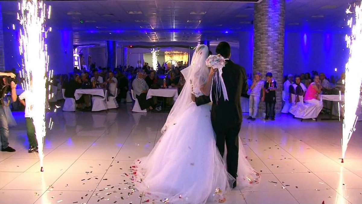 Azerbaijan bans marriages between blood relatives