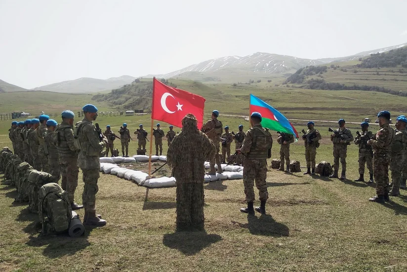 Prezidentin köməkçisi: “İki qardaş ölkənin Silahlı Qüvvələri daim dünyanın diqqət mərkəzindədir”