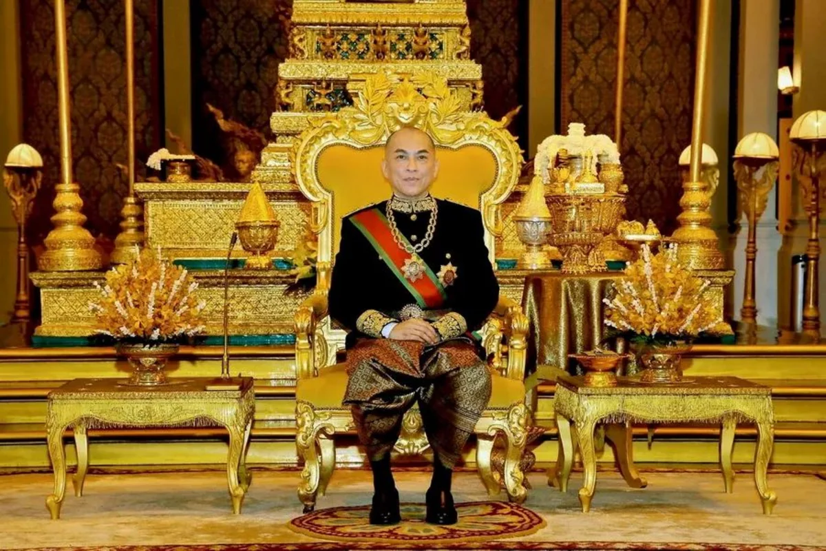 Cambodian king appoints new prime minister