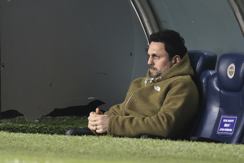 Fənərbağça Erol Bulutu qovdu, Yoahim Lövü gətirir