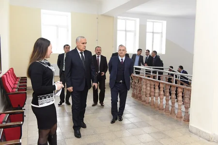 Media nümayəndələri ADU-da payız imtahan sessiyasının gedişini izləyiblər