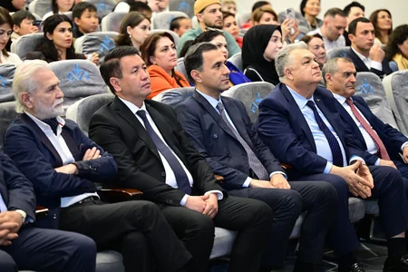 Bişkekdə Azərbaycanın Qədim Musiqi Alətləri Ansamblının konserti olub