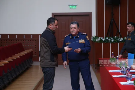 Hərbçilərə yeni mənzillər verilib