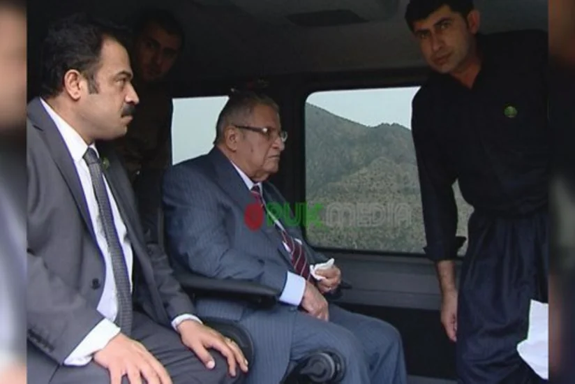 ​İraqın keçmiş prezidenti 3 ildən sonra ictimaiyyət arasında görünüb