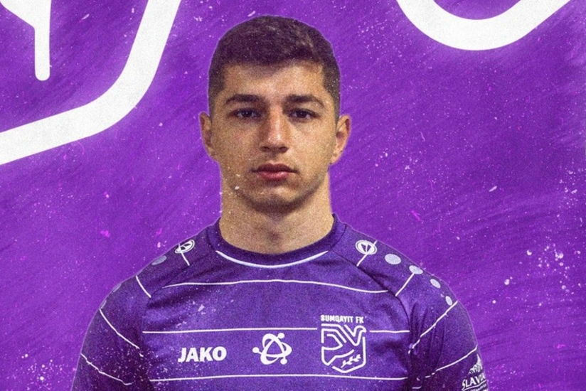 Sumqayıt futbolçusu ilə müqavilə müddətini uzadıb