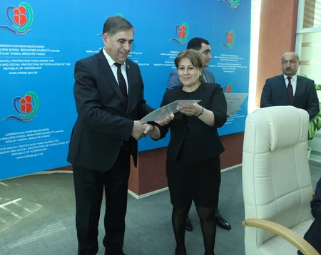 Sosial xidmət sahəsində təlim keçən iştirakçılara sertifikatlar təqdim edilib