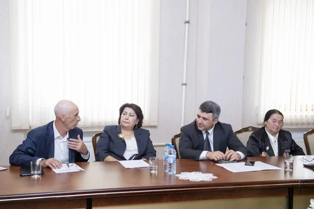 Fermerlər Şurasının növbəti toplantısı keçirilib