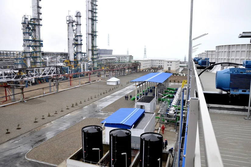 Azərikimyanın Etilen-polietilen zavodunun yenidən qurulması çərçivəsində iki müqavilə imzalanıb - YENİLƏNİB