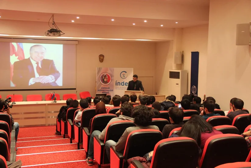 INDEX-in dəstəyi ilə Heydər Əliyevin xatirəsinə həsr edilmiş şahmat turniri ve anım tədbiri keçirilib