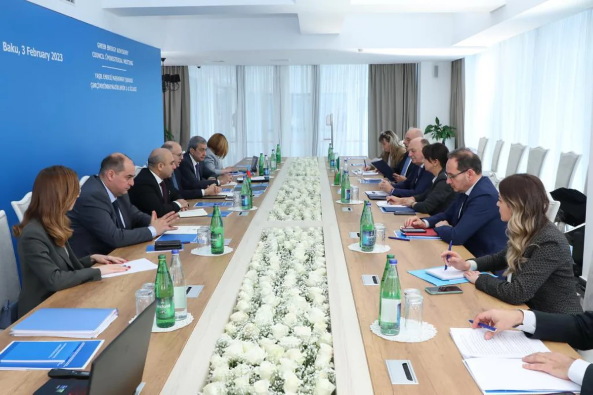 Azerbaijan, Italy mull cooperation in renewable energy