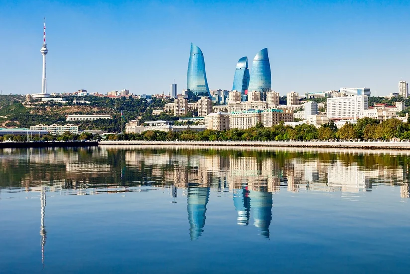 Britaniya KİV: “Sürətlə modernləşən Azərbaycan beynəlxalq ticarət və investisiya mərkəzinə çevrilib”