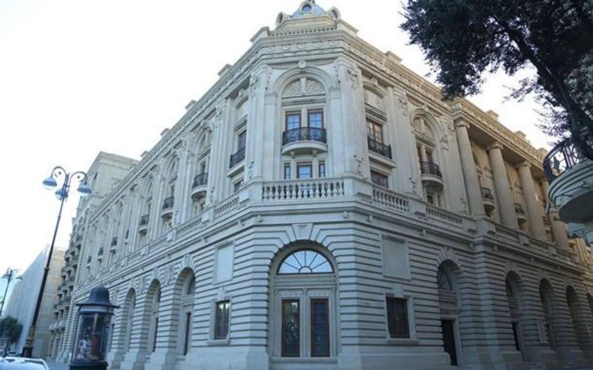 Musiqili Teatrda “Skapenin kələyi” tamaşası nümayiş etdirilib