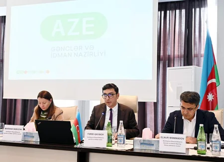 Gənclər və idman naziri federasiya nümayəndələri ilə görüşüb
