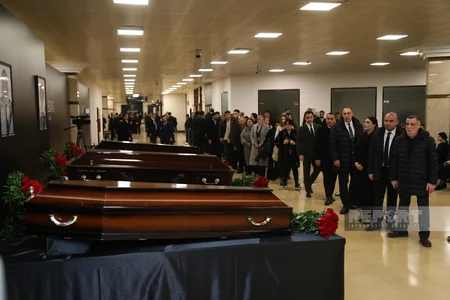 Bakıda təyyarə qəzasında həlak olan ekipaj üzvləri ilə vida mərasimi başa çatıb - YENİLƏNİB-2