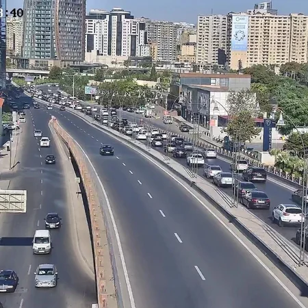 Bakının bir sıra yollarında sıxlıq var - SİYAHI