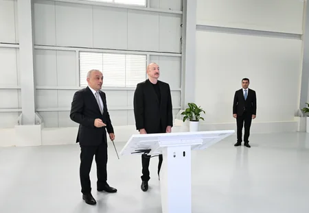 Президент Ильхам Алиев принял участие в открытии в Евлахе водоочистной установки