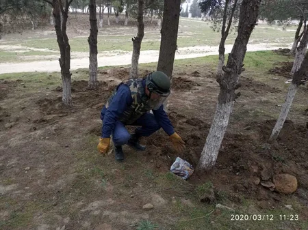 Sumqayıtda parkda xeyli sayda güllə tapıldı