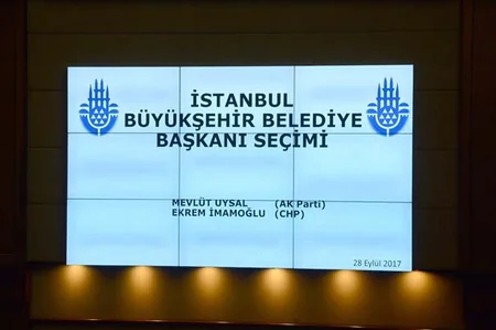 Мевлют Уйсал избран новым председателем Стамбульского муниципалитета Беюкшехер - ФОТО