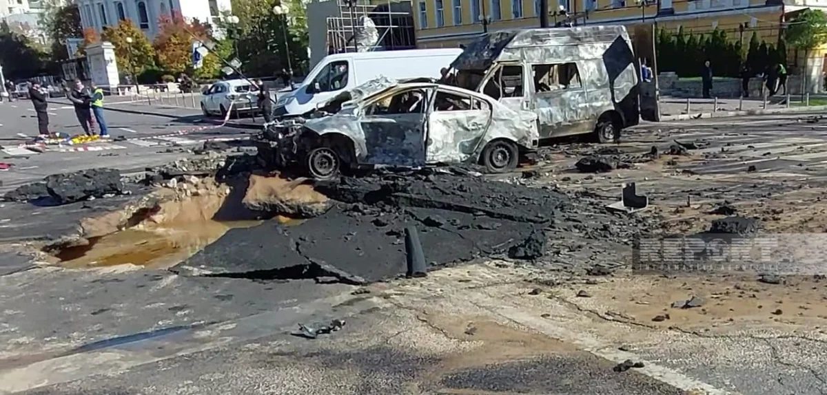 Kyiv after Russian missile attack – PHOTO REPORTAGE 