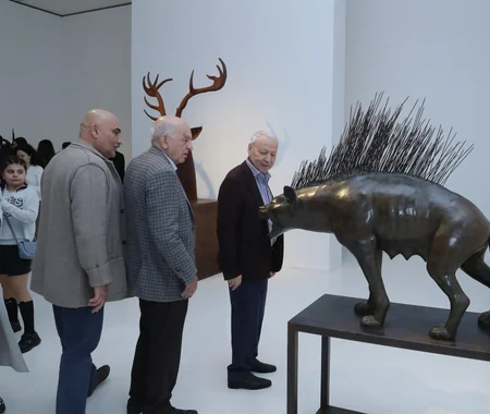 Heydər Əliyev Mərkəzində fransız heykəltəraş Mauro Kordanın sərgisi açılıb