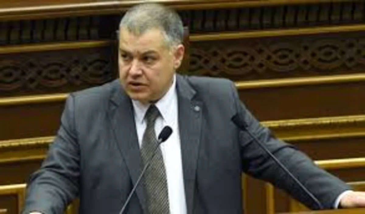 Правящая партия Армении признает ошибку монополизации власти