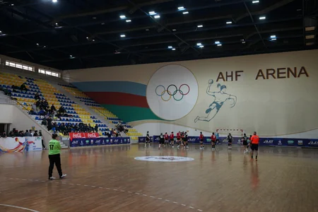 Qadın həndbolçular arasında Azərbaycan çempionatında turun mərkəzi oyunu keçirilib