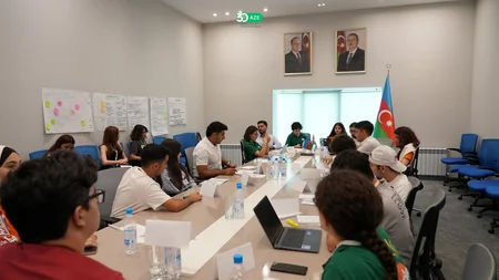 Olimpiya çempionları Gənc idman liderləri layihəsinin qonağı olublar